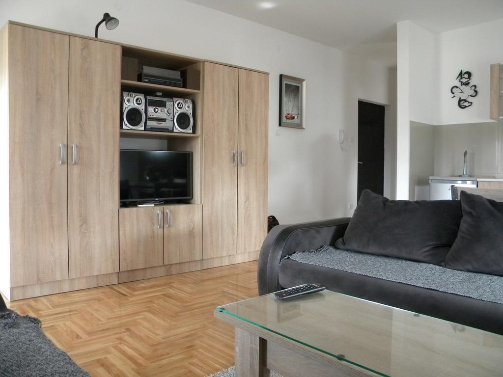 Apartment Srebrni Oblak Arandjelovac Eksteriør bilde