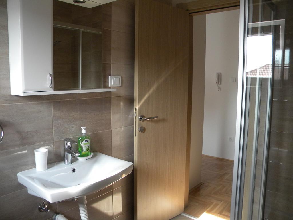 Apartment Srebrni Oblak Arandjelovac Eksteriør bilde